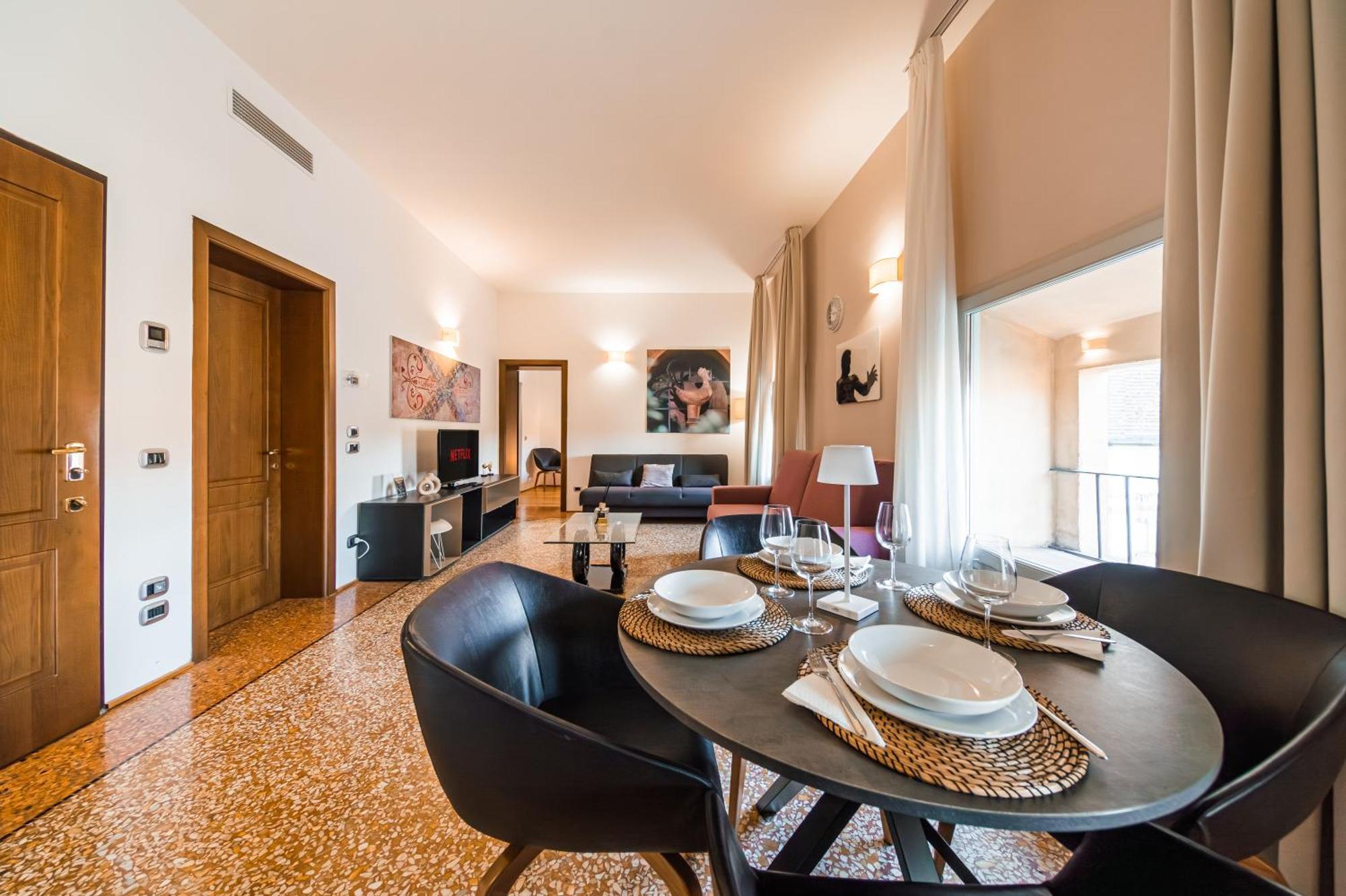 Immobo Arcadian - Piazza Maggiore View Болонья Экстерьер фото